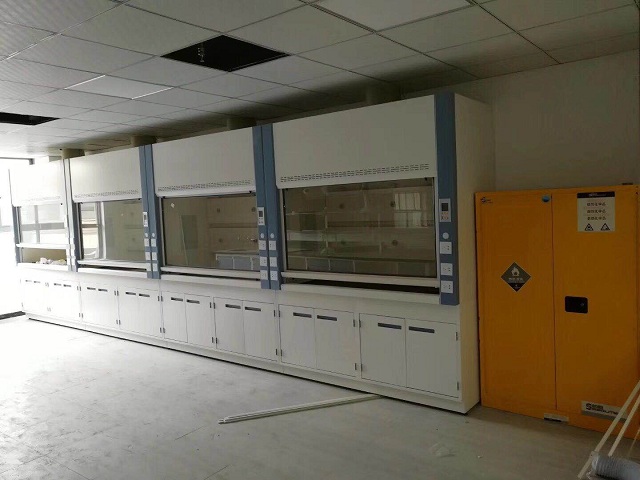 如何減輕新買實驗家具的危害物質(zhì)