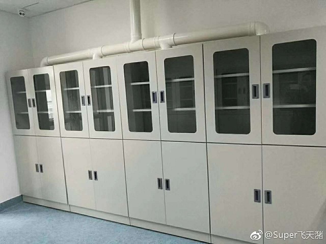 天輝實驗室教您如何保養(yǎng)清潔通風(fēng)柜